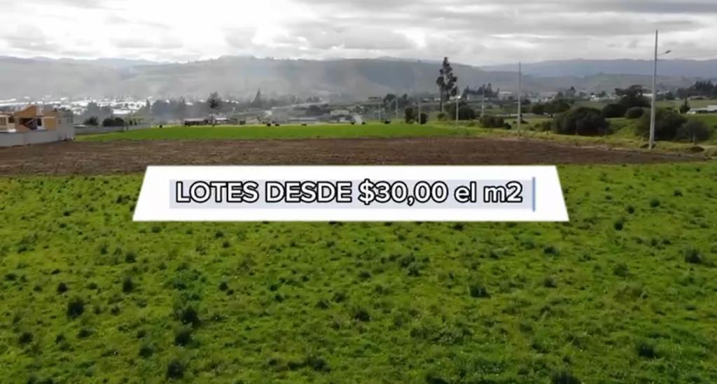 Terreno en  venta Cerca de la ESPE de 2.500m en Belisario Quevedo, Latacunga