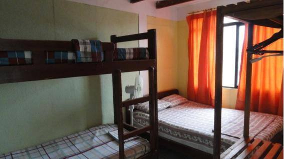 Hotel de venta en Tonsupa  ¡DE OPORTUNIDAD!