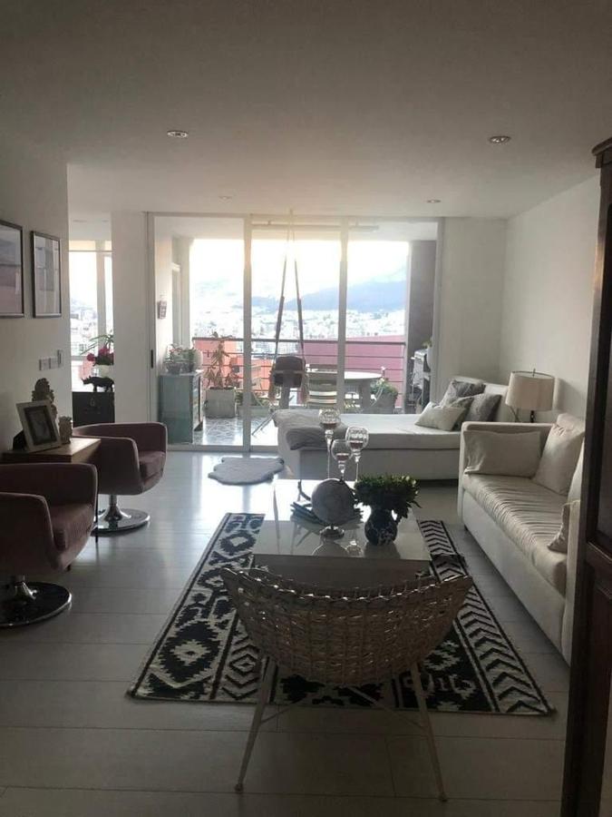 EN VENTA LINDO DEPARTAMENTO MODERNO CON EXCELENTES ACABADOS