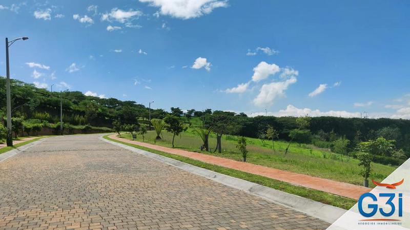Vendo terreno en hermosa urbanización de lujo en Cumbayá, Espectacular vista
