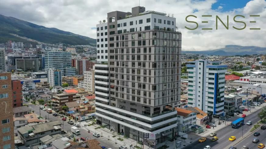 Oficina de venta en Edificio Sense, Sector Quicentro Shopping