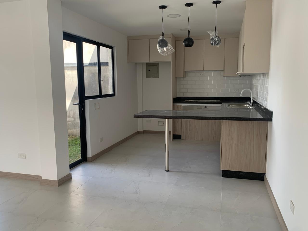 En Venta Casa en Tanda dentro de un conjunto cerrado