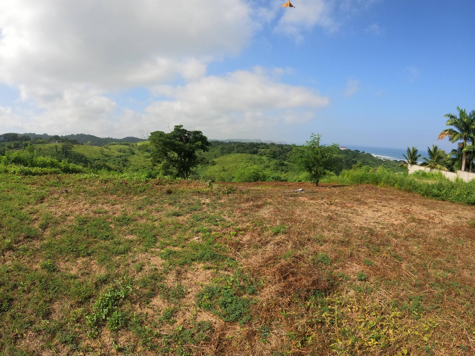 TERRENO RESIDENCIAL CON VISTA AL MAR EN SAN JOSE, LOTE 2