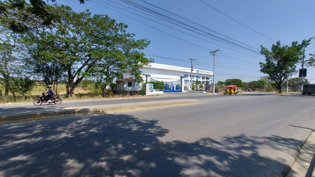 Venta de terreno industrial ZI-2 en vía a la Costa