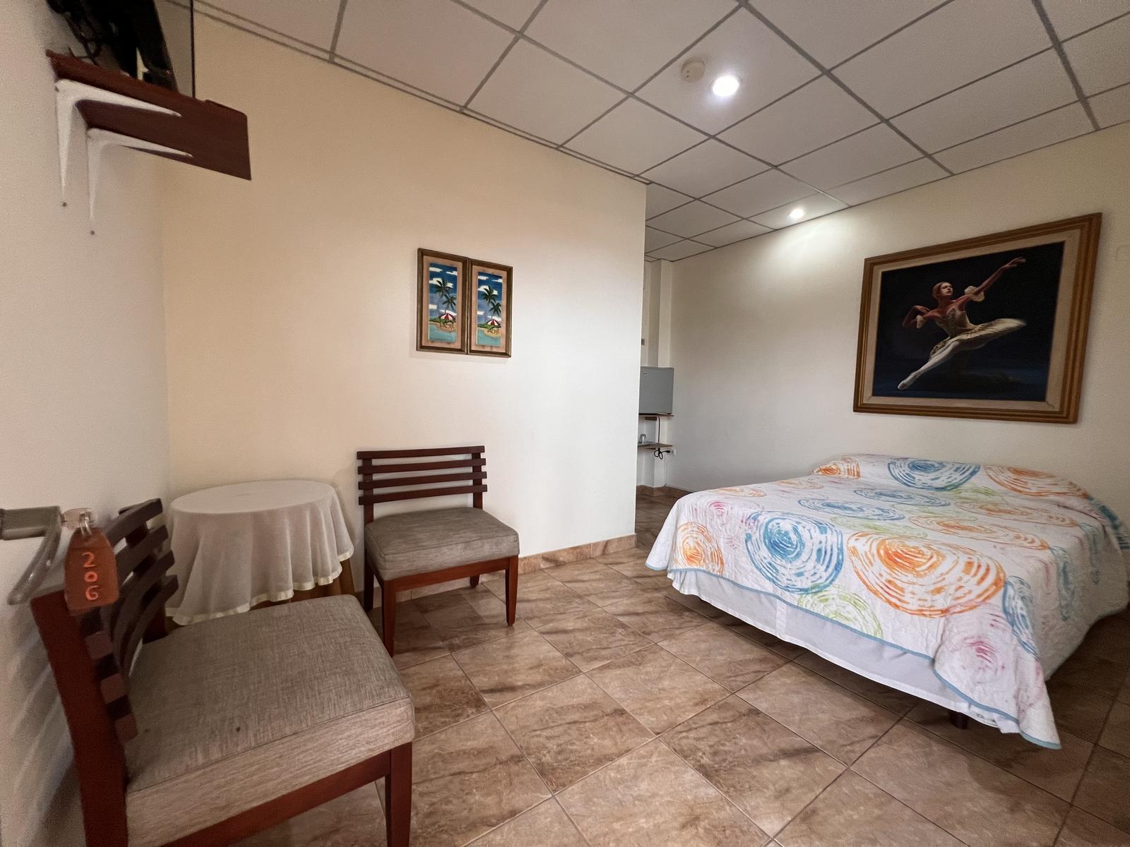 Venta Hotel en Salinas *13 años de funcionamiento  $600.000