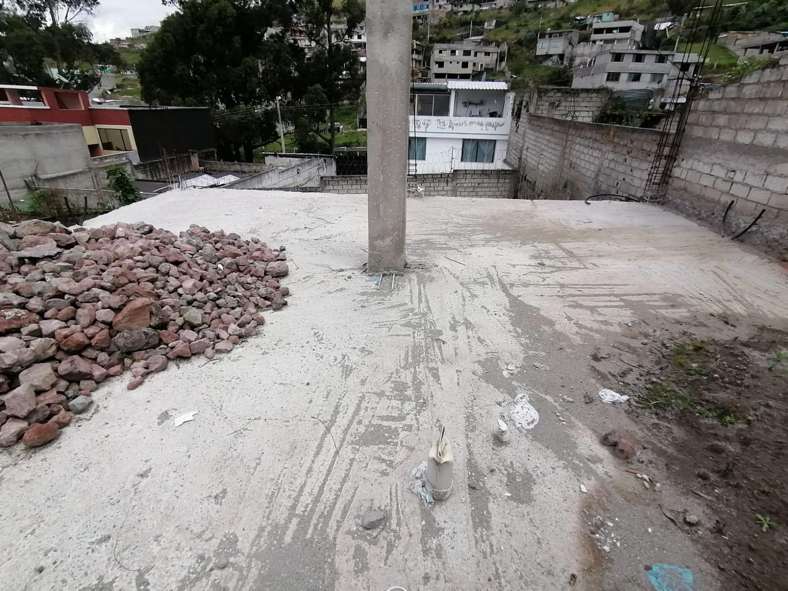 Terreno en Venta, 322m Barrio Reino de Quito Sector Sur