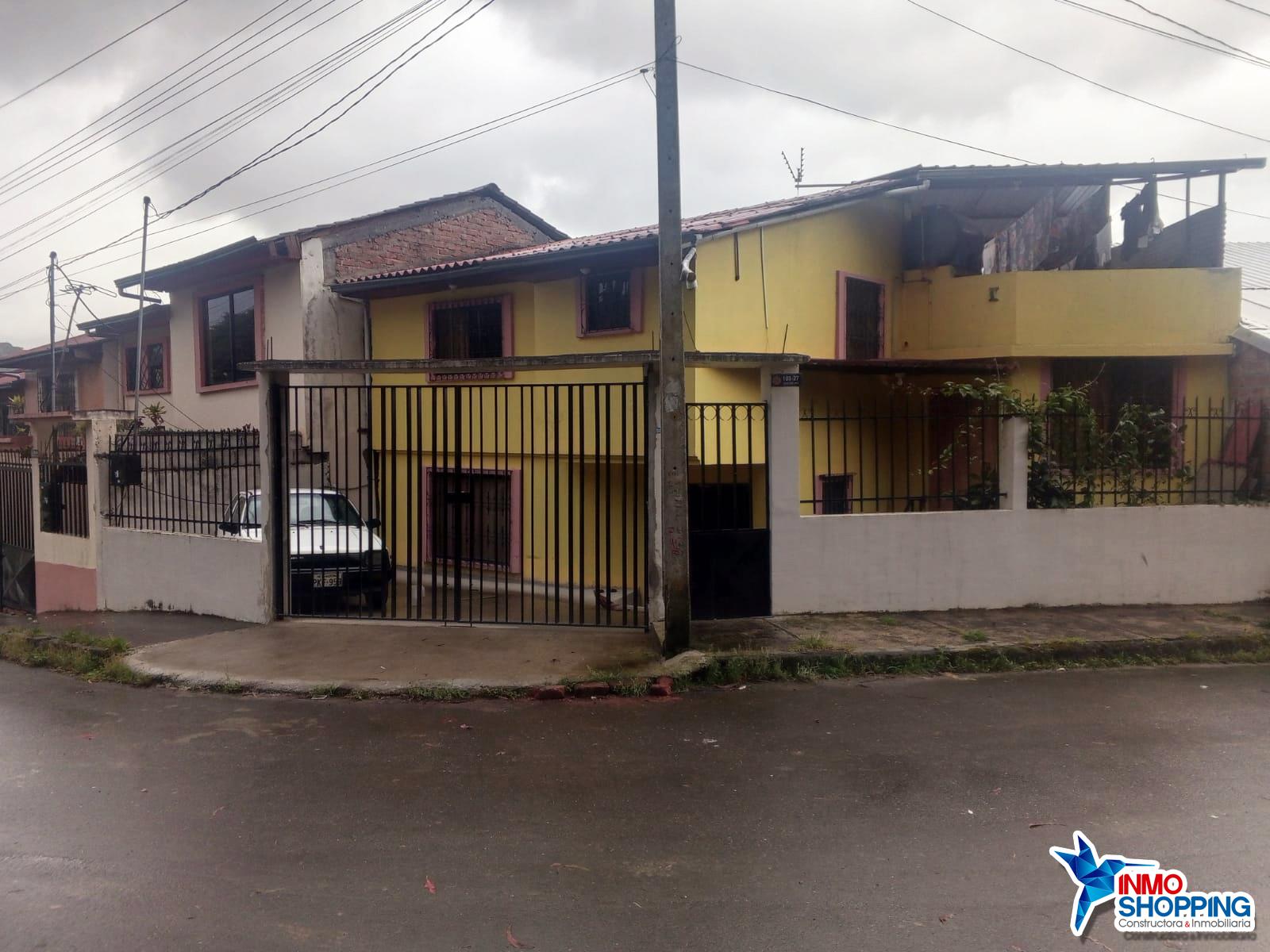 Casa en la calle José Jara - A 200m de la Av. Salvador Bustamante Celi