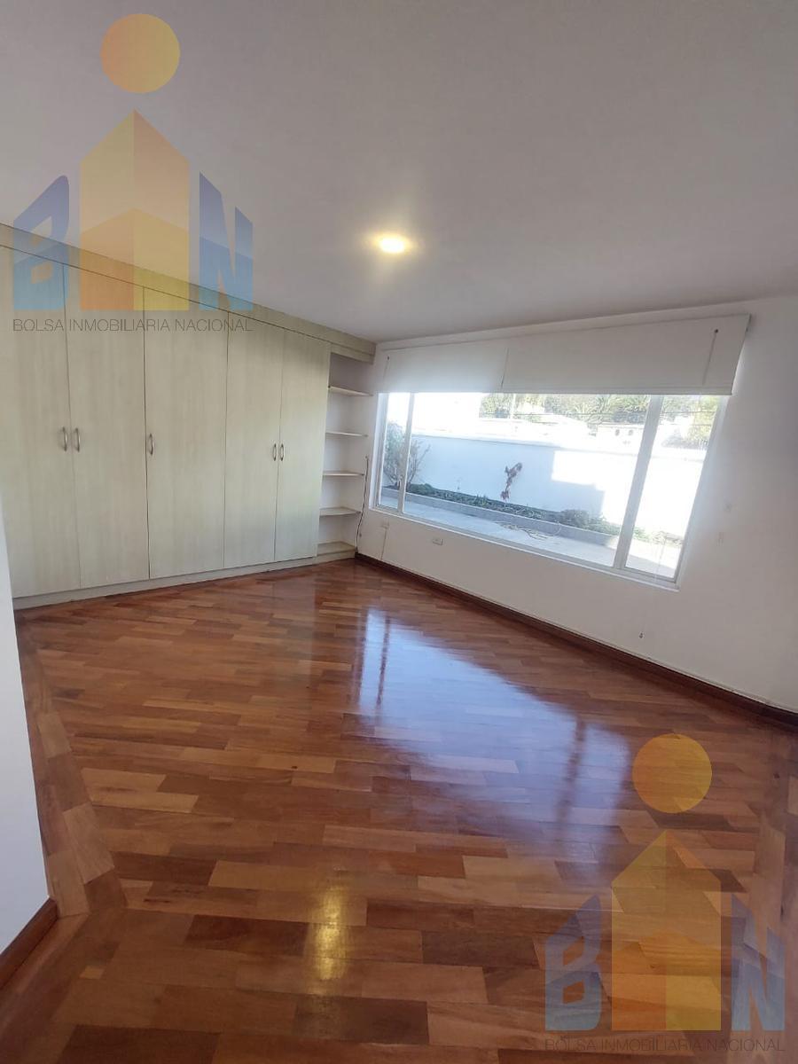 RENTA DEPARTAMENTO EN CUMBAYA  URBANIZACION  BALCON SECTOR PLAZA CUMBAYA RESERVORIO