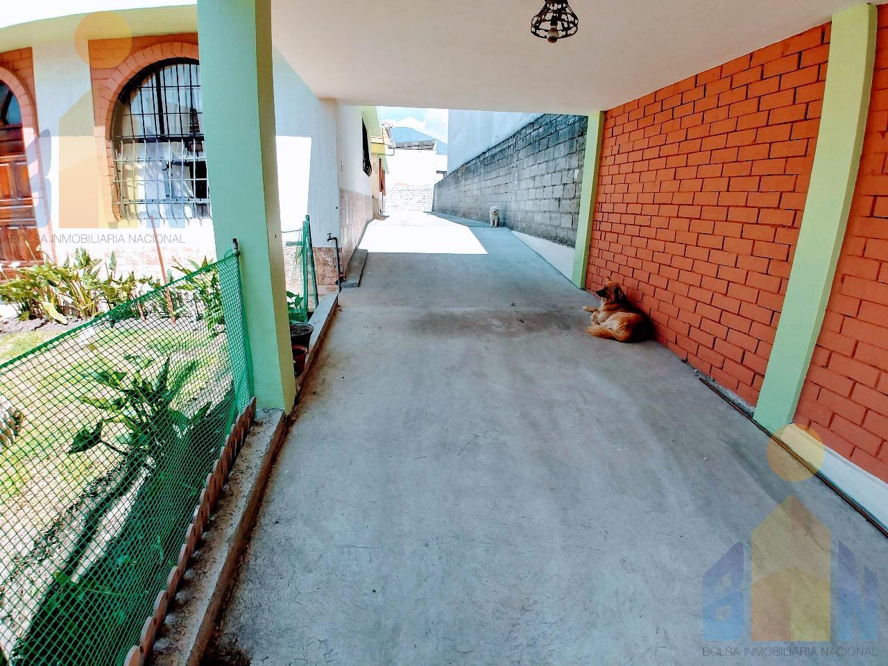 VENTA CASA 4 DORMI, 293M2 SECTOR SAN BARTOLO $130,000