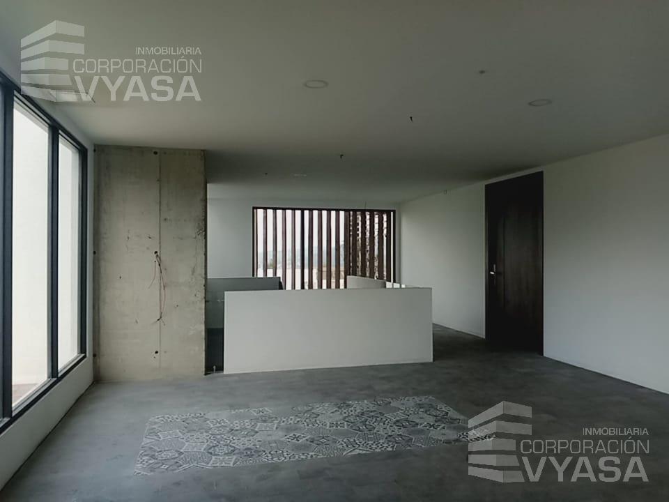 Cumbayá - Yanazarapata, venta departamento  3 dormitorios 177 m2 (D-3)