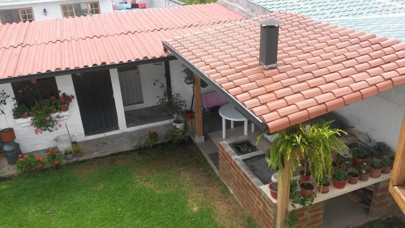 tv: Vendo casa de 3 dormitorios urb  San Francisco Valle de los Chillos