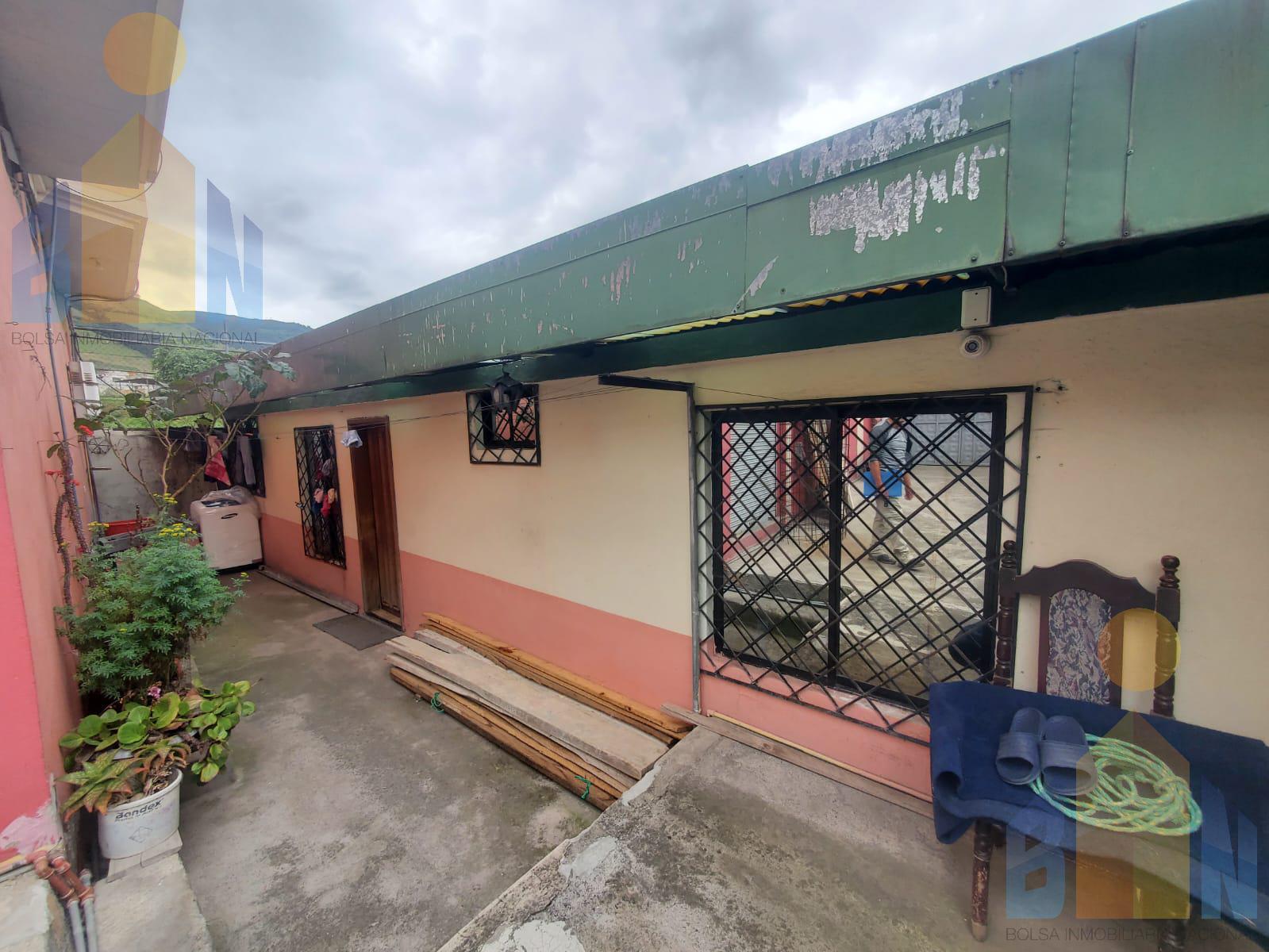 Casa Rentera en Venta al Sur de Quito Sector Camal Metropolitano