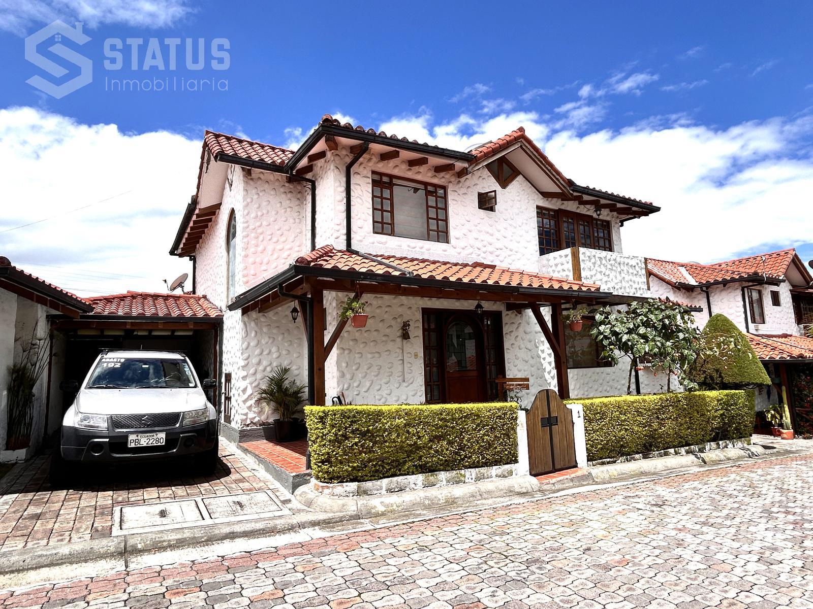 Casa de venta en conjunto sin adosamiento 220m, 3 Dorm., sector Mirasierra - Los Chillos $149.900