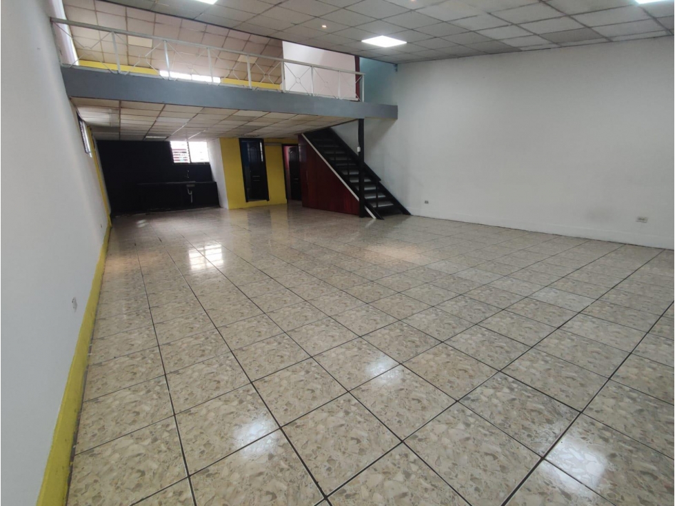 Jipijapa, Local Comercial en Renta, 160m2, 3 ambientes .